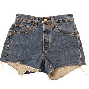 Levi’s 501 High Rise Denim Cutoff Shorts Medium Wash Size 24, button fly NWOT
